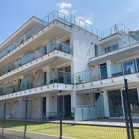 BalatonföldvárZawia Apartmanアパートメント エクステリア 写真