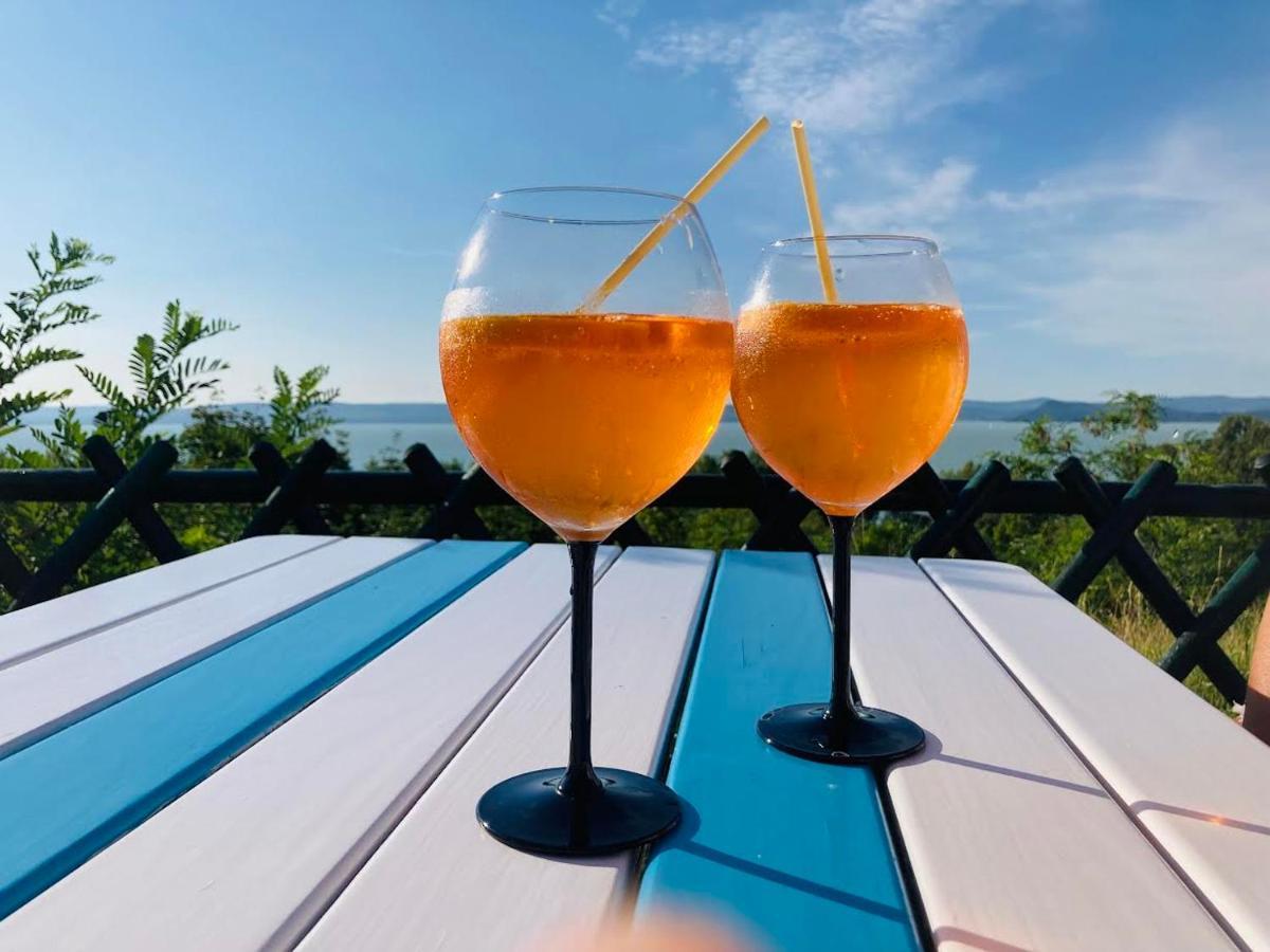BalatonföldvárZawia Apartmanアパートメント エクステリア 写真