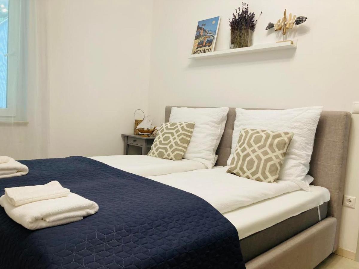 BalatonföldvárZawia Apartmanアパートメント エクステリア 写真