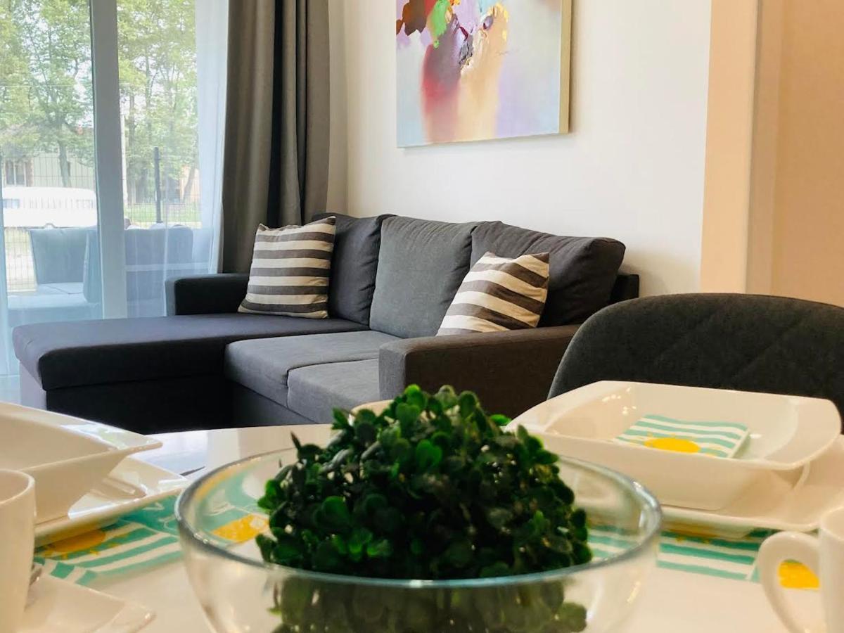 BalatonföldvárZawia Apartmanアパートメント エクステリア 写真
