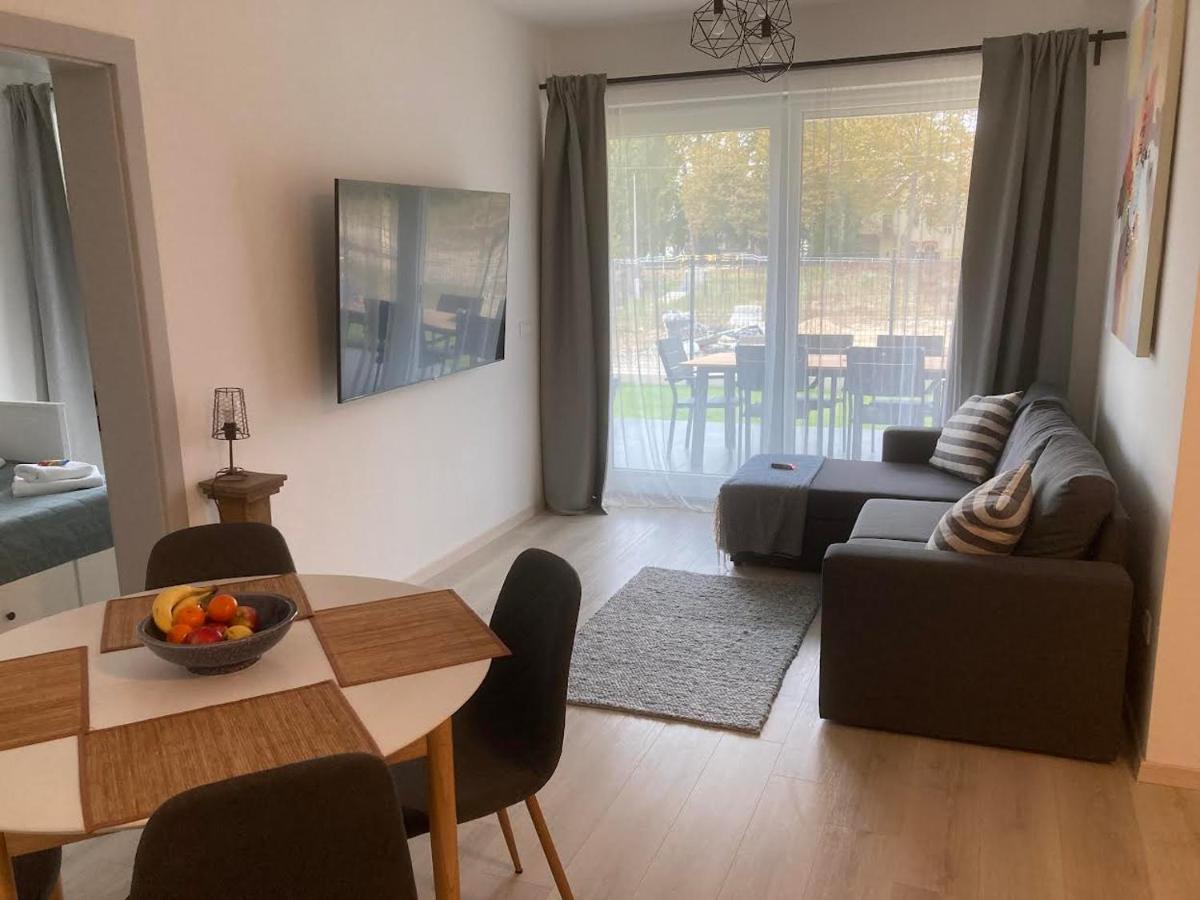 BalatonföldvárZawia Apartmanアパートメント エクステリア 写真