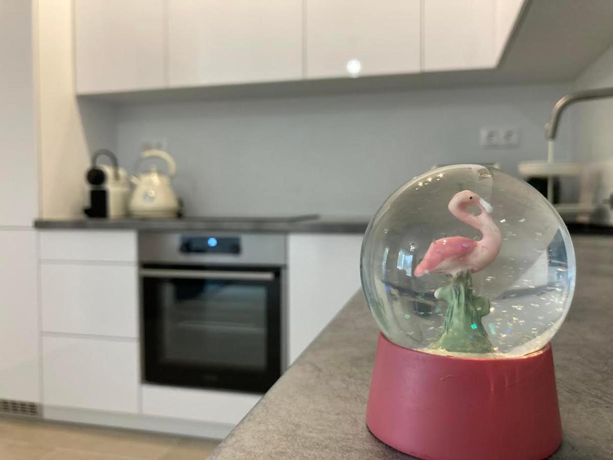 BalatonföldvárZawia Apartmanアパートメント エクステリア 写真